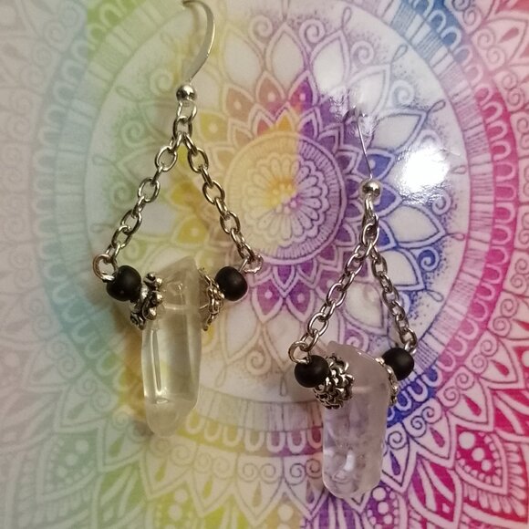 CRYSTAL POINT EARRINGS, Black & Silvery Chains & Accents - Picture 2 of 8